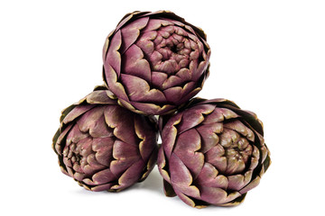 Fototapeta premium Artischocken auf weißem Hintergrund