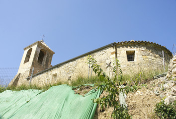 iglesia de Sant Martí de Capellada, Besalú, Girona, España