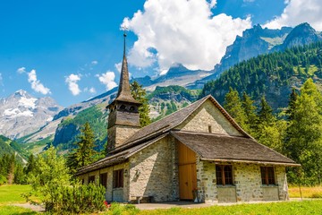 Fototapeta na wymiar Kandersteg Mountain Chapel