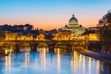 Fototapeta na wymiar Sunset at the Vatican City