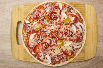 Homemade pizza with bell pepper
