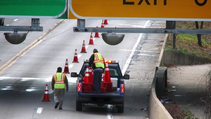 4K Road Workers Clean Up 3794