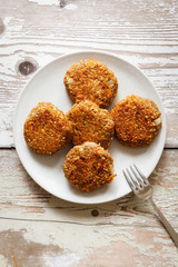 Vegetarische / vegane Frikadellen (Dinkel-Bratlinge mit Möhre)