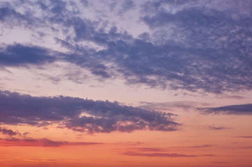 Obraz na płótnie Canvas Beautiful cloudy evening sky