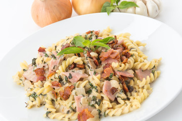 penne pasta with cream sauce