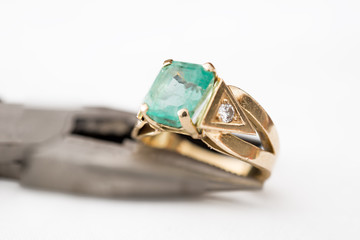 Reparation and restoration of jewelry