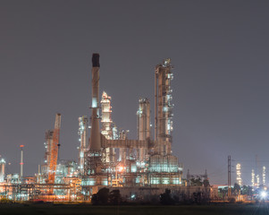 Obraz na płótnie Canvas petrochemical plant