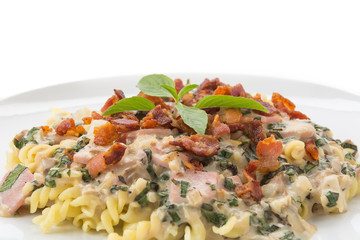 penne pasta with cream sauce