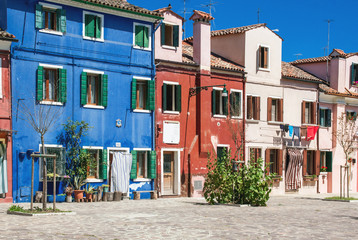 Fototapeta na wymiar Colorful houses on Burano