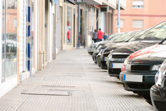 street parking for cars