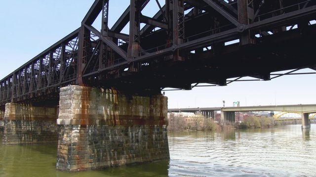 4K Railroad Bridge 4237