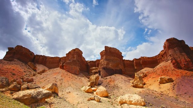 Time lapse of the red canyon.