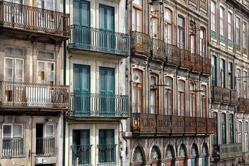 Häuserfassaden in Porto, Portugal