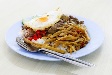 thai food and thai dessert