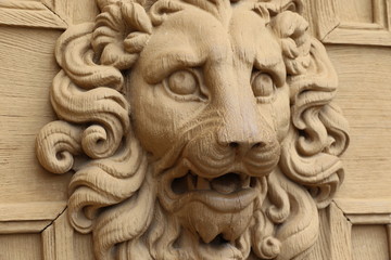 Détail d'une porte ancienne du château de Fontainebleau