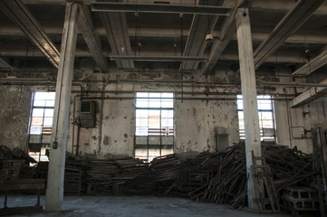 Urbex, the abandoned ceramics factory.