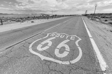Papier Peint photo Route 66 Old Route 66 Pavement Sign noir et blanc