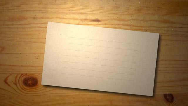 木目の上の便箋