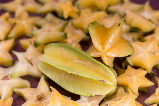 Carambolo (Fruta Estrella) Averrhoa carambola