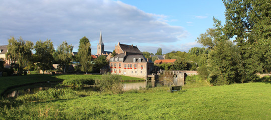 Obraz premium Maroilles (France) / Moulin de l'abbaye