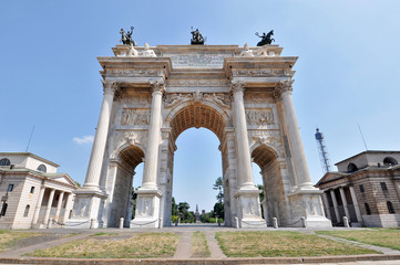 Fototapeta na wymiar Milan - Arch of Peace