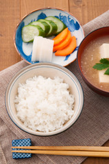 ご飯とお味噌汁