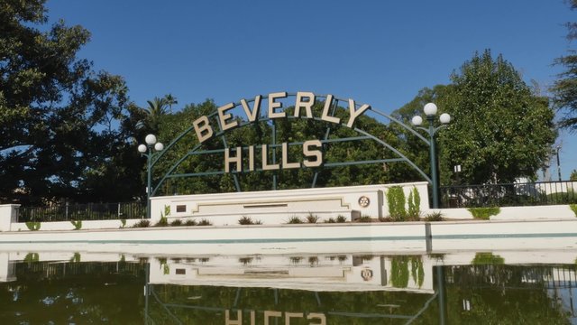 Beverly Hills Establishing Shot