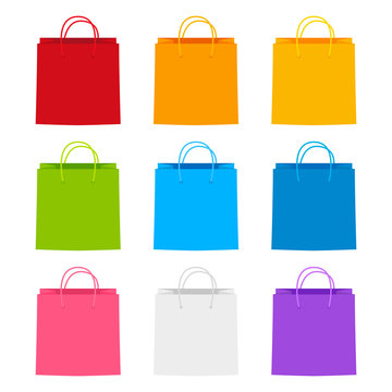 Set of paper shopping bags 