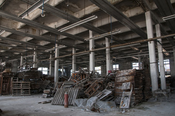 Urbex, the abandoned ceramics factory.