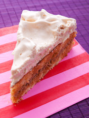 Cake with vanilla frosting