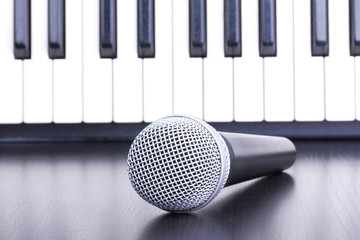 Microphone and piano