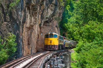 Deurstickers Death railway in Kanchanaburi, Thailand © Parn Yada