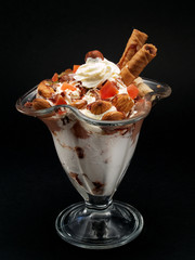 Vanilla Ice Cream With Nuts
