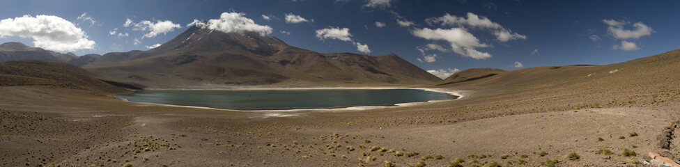 Fototapeta na wymiar Laguna Altiplanica, Atacama Desert, Chile