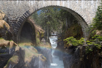 Fototapeta na wymiar pont d'espagne stone-built bridge