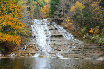 Autumn scene of waterfalls © haveseen