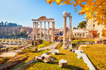 Naklejka premium Rzymskie ruiny w Rzymie, Forum