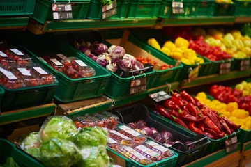 Papier Peint photo autocollant Légumes supermarket vegetables