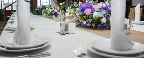 table  served  in restaurant