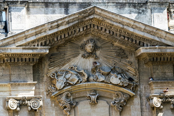 Monument sculpté,