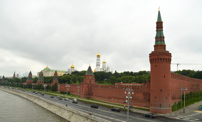 Fototapeta premium View of the Moscow river and the Moscow Kremlin, Russia