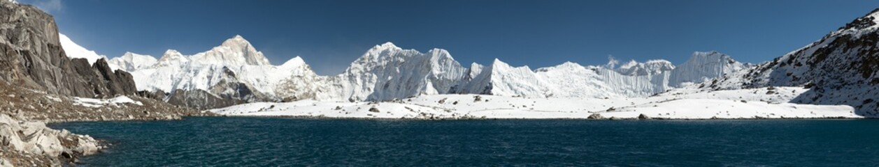 Mount Makalu above lake near Kongma La pass