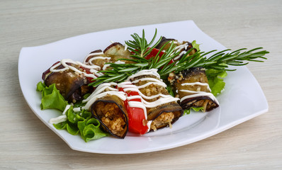 Aubergine roll