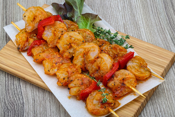 Raw prawn skewer