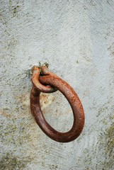 Rostiger Ring an der Mauer