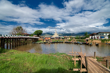 Fototapeta premium Beautiful landscape of Nyaungshwe town, near Inle lake, Myanmar
