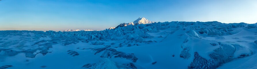Arctic spring in south Spitsbergen. © KrisGrabiec