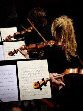 violinisti in concerto