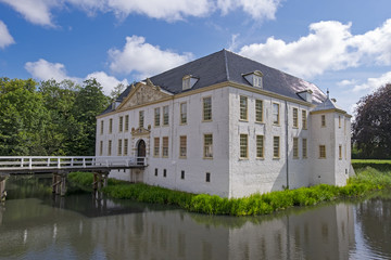 Fototapeta na wymiar Wasserschloss Norderburg in Dornum