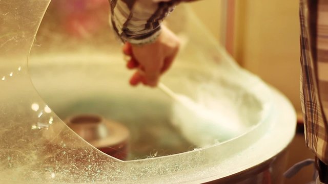 Herstellung von Zuckerwatte